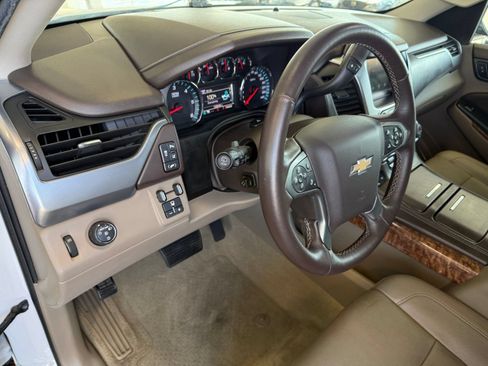 Used 2015 Chevrolet Tahoe LTZ RWD image 4