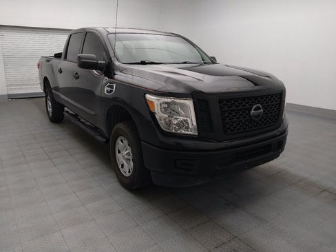Used 2017 Nissan Titan S RWD image 13