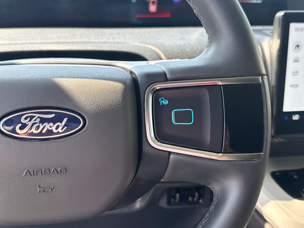 Certified 2025 Ford Expedition Max Active RWD image 26