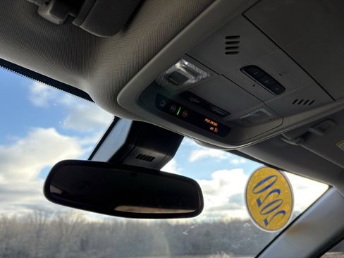 Used 2020 Chevrolet Equinox LT w/ Midnight Edition image 52