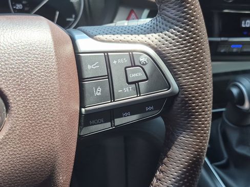 Used 2024 Toyota Sienna Platinum FWD image 20