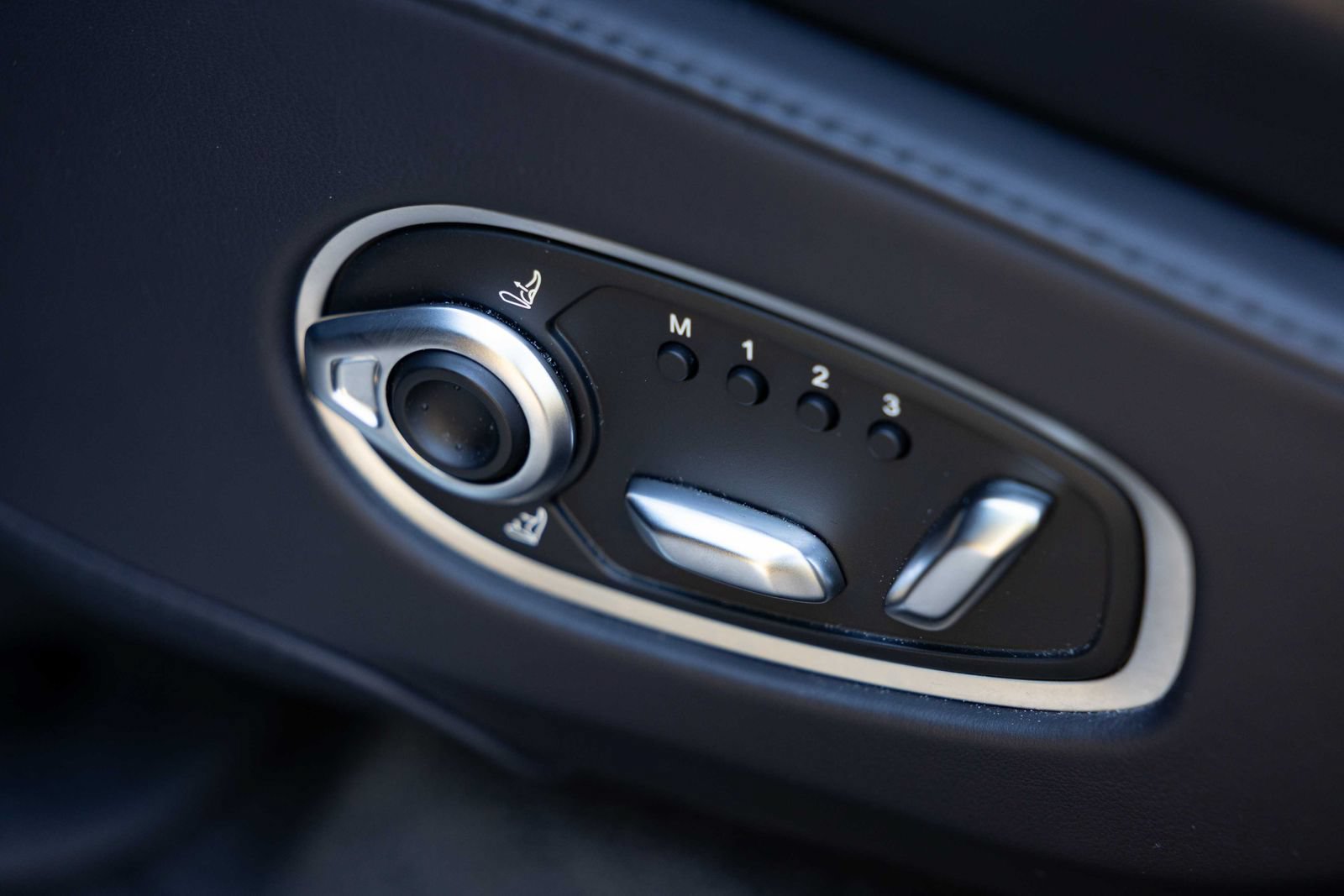 Used 2023 Aston Martin DBX 707 AWD/4WD image 37
