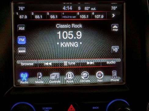 Used 2017 Jeep Grand Cherokee Limited w/ Luxury Group II image 24