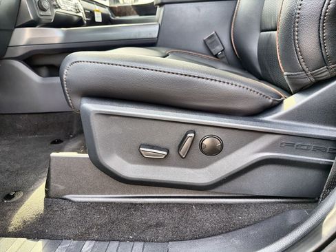 New 2026 Ford F350 Lariat w/ Lariat Ultimate Package image 30