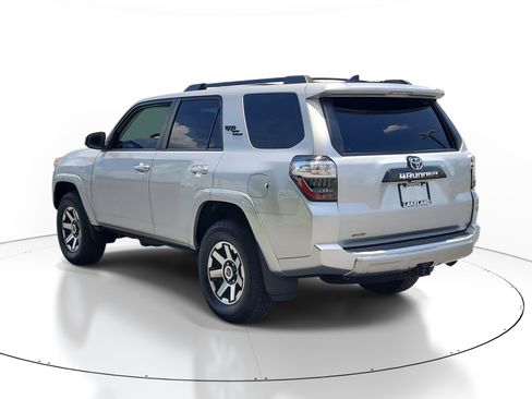 Used 2023 Toyota 4Runner TRD Off-Road Premium w/ Moonroof Package AWD/4WD image 5
