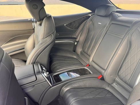 Used 2015 Mercedes-Benz S 63 AMG 4MATIC Coupe image 17
