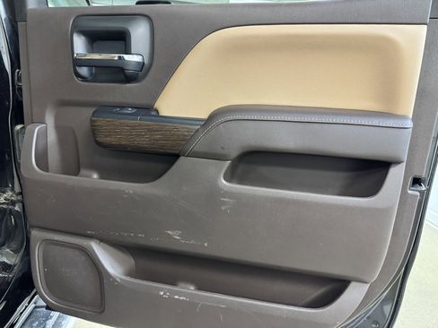 Used 2017 GMC Sierra 3500 Denali w/ Duramax Plus Package image 26