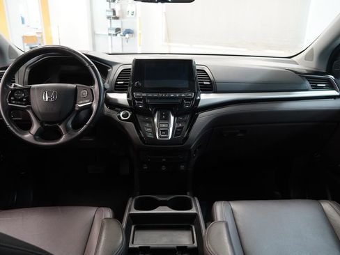 Used 2021 Honda Odyssey Touring image 10