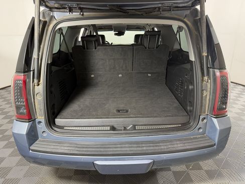 Used 2016 GMC Yukon XL SLT image 8