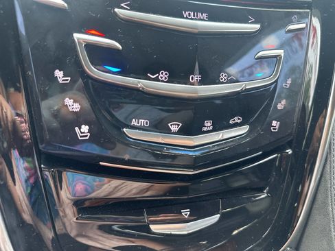 Used 2015 Cadillac Escalade ESV Luxury image 65