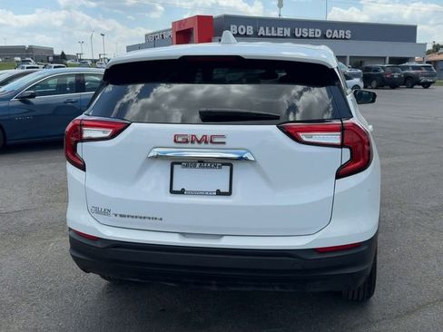 Used 2024 GMC Terrain SLE FWD image 6