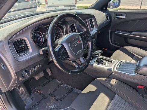Used 2023 Dodge Charger SXT RWD image 12