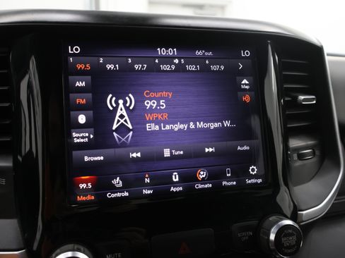 Used 2020 RAM 1500 Big Horn AWD/4WD image 45