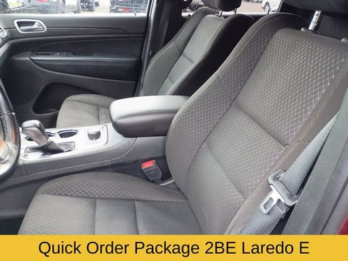 Used 2021 Jeep Grand Cherokee Laredo AWD/4WD image 12