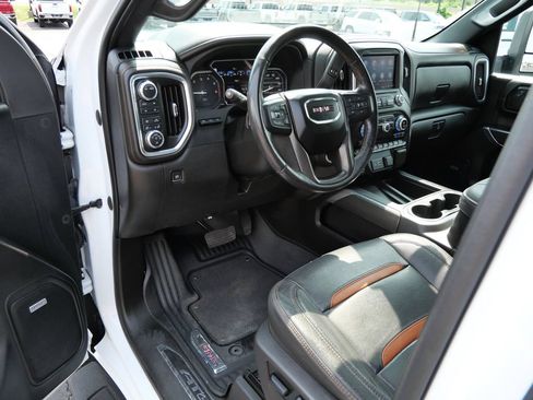 Used 2022 GMC Sierra 3500 AT4 w/ AT4 Premium Plus Package AWD/4WD image 15
