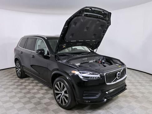 Certified 2023 Volvo XC90 B5 Core image 36
