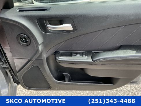 Used 2019 Dodge Charger SXT w/ Plus Group RWD image 12