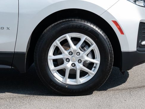 Used 2022 Chevrolet Equinox LS AWD/4WD image 11