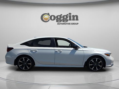 Certified 2025 Honda Civic Sport Touring image 6