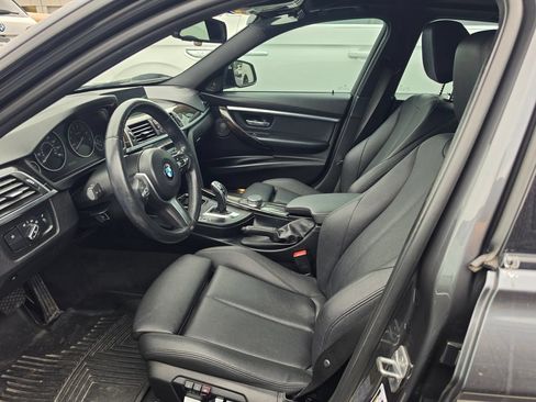 Used 2018 BMW 340i xDrive Sedan w/ Premium Package AWD/4WD image 22