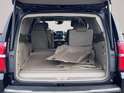 Used 2016 Chevrolet Suburban LTZ image 24
