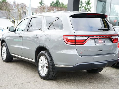 Used 2021 Dodge Durango SXT image 3