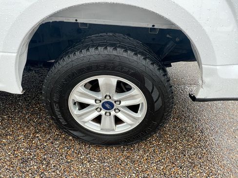 Used 2017 Ford F150 XLT w/ Equipment Group 302A Luxury RWD image 10