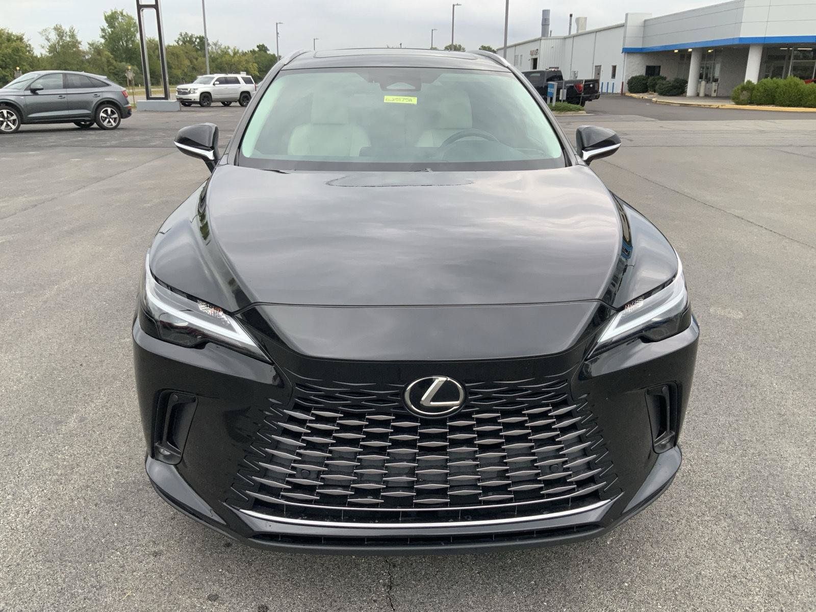 Used 2023 Lexus RX 350 Premium w/ Cold Area Package AWD/4WD image 3
