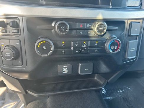 Certified 2025 Ford F250 XLT image 20