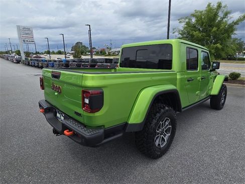 New 2025 Jeep Gladiator Mojave image 3