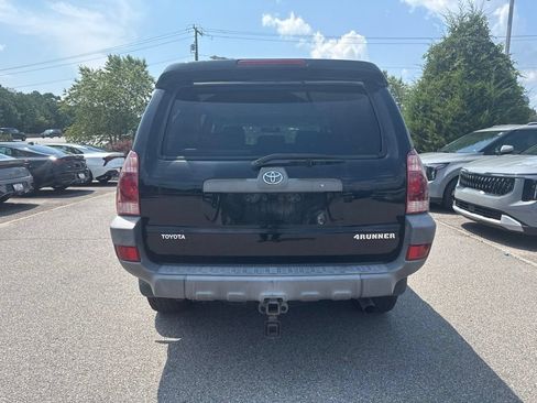 Used 2003 Toyota 4Runner SR5 AWD/4WD image 4
