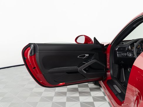 Used 2018 Porsche 911 GT3 w/ Sport Chrono Package RWD image 9