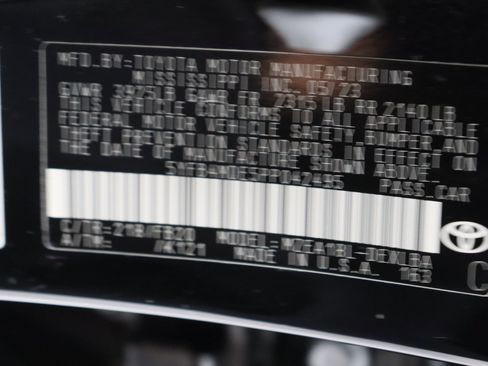 Used 2023 Toyota Corolla LE image 40