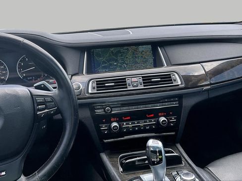 Used 2013 BMW 740i RWD image 6