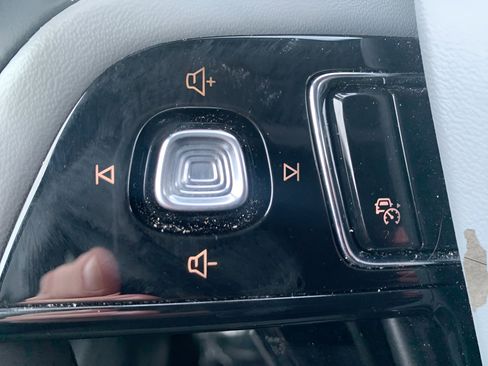 Used 2022 Lincoln Corsair Reserve w/ Equipment Group 201A image 14