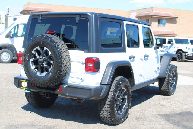 Used 2024 Jeep Wrangler Unlimited Rubicon 4xe AWD/4WD image 5
