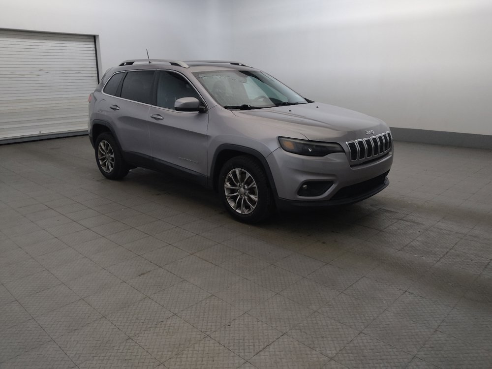 Used 2020 Jeep Cherokee Latitude Plus w/ Cold Weather Group FWD image 11