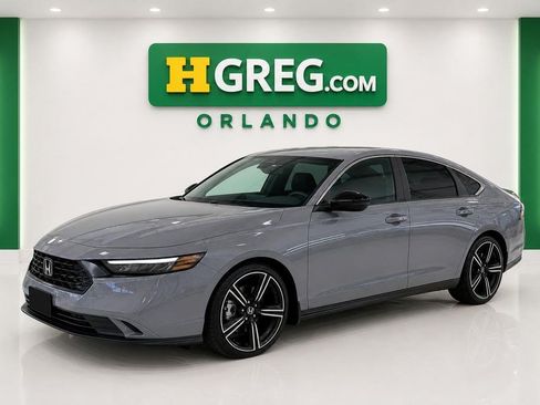 Used 2023 Honda Accord Sport image 4