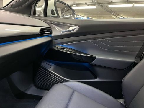 Used 2023 Volkswagen ID.4 Pro S Plus image 33