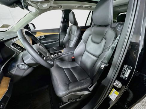 Used 2024 Volvo XC90 B5 Plus w/ Protection Package AWD/4WD image 14