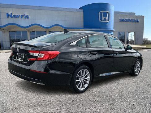 Used 2021 Honda Accord LX image 4