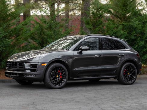 Used 2017 Porsche Macan GTS image 54