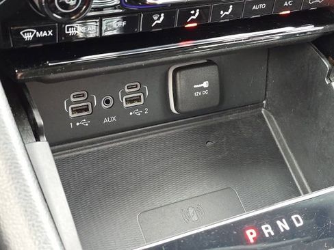 Used 2023 Jeep Grand Cherokee Laredo w/ Luxury Tech Group I image 36