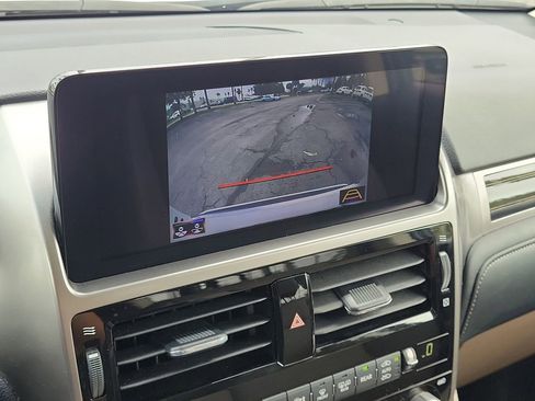 Used 2022 Lexus GX 460 Premium image 31