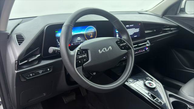 Used 2023 Kia Niro Wind w/ Wind Preserve Package FWD image 24