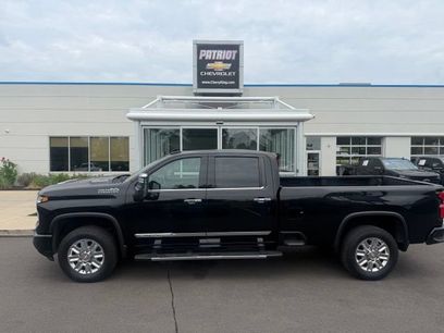 Used 2025 Chevrolet Silverado 2500 High Country