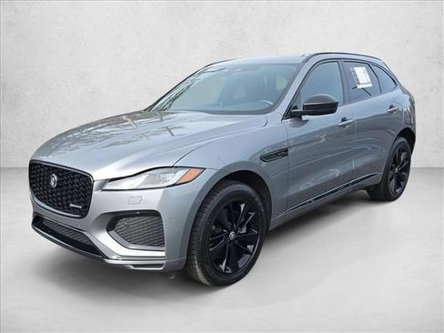 Certified 2025 Jaguar F-PACE R-Dynamic S image 1