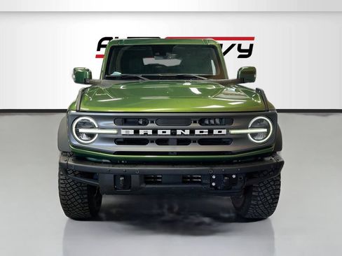 Used 2022 Ford Bronco Outer Banks w/ Sasquatch Package AWD/4WD image 2
