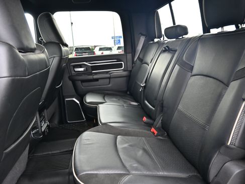 Used 2022 RAM 2500 Laramie AWD/4WD image 17