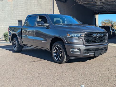 Used 2025 RAM 1500 Laramie w/ Sport Appearance Package image 33